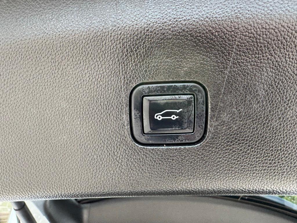 used 2023 Buick Enclave car, priced at $34,295