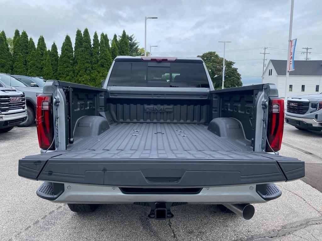 new 2025 GMC Sierra 2500 car, priced at $78,154