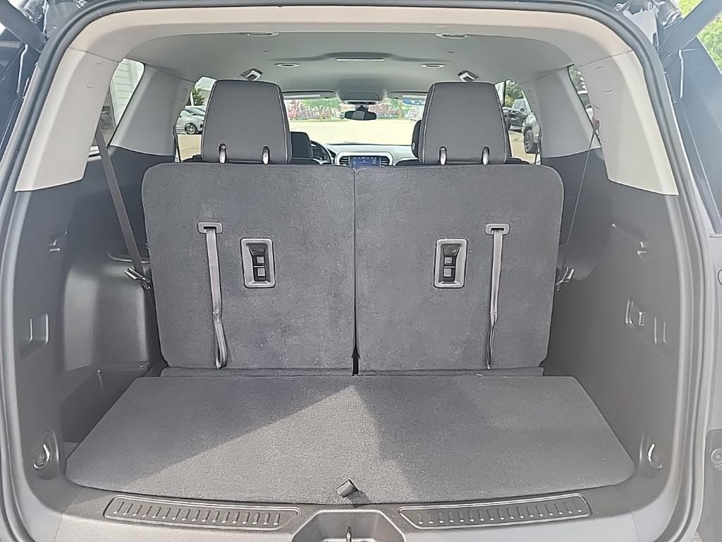 used 2023 GMC Acadia car, priced at $30,995