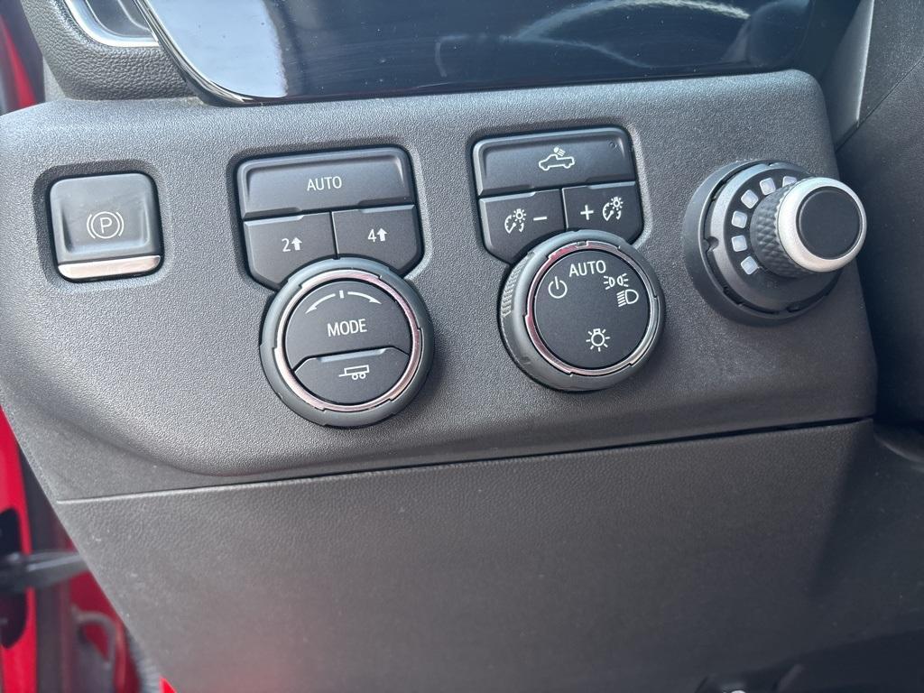 used 2022 Chevrolet Silverado 1500 car, priced at $34,995