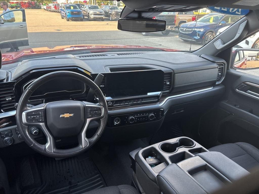 used 2022 Chevrolet Silverado 1500 car, priced at $34,995
