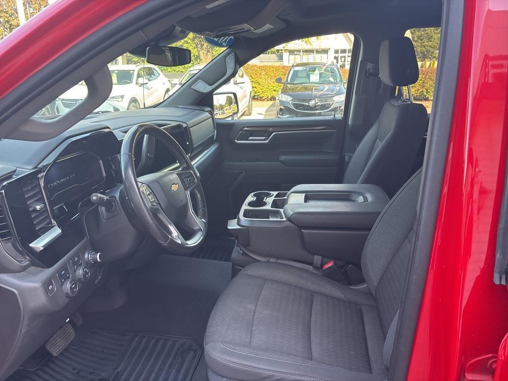 used 2022 Chevrolet Silverado 1500 car, priced at $34,995