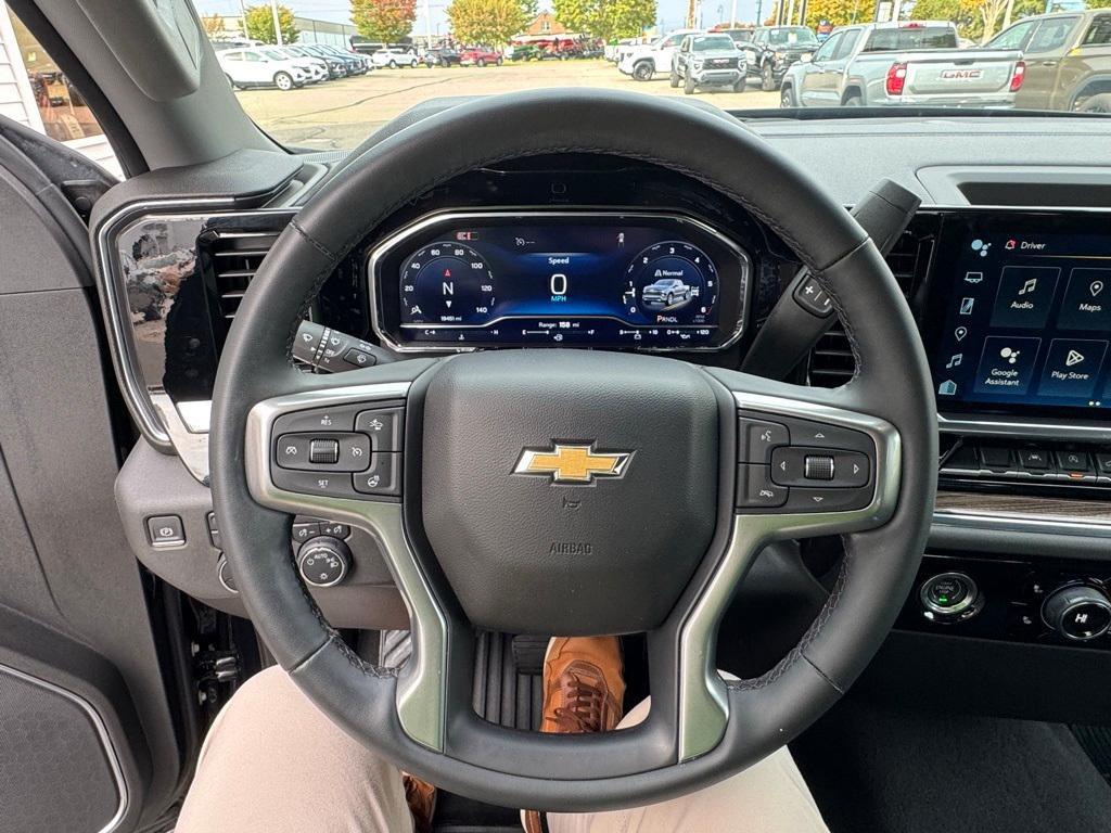 used 2024 Chevrolet Silverado 1500 car, priced at $39,995