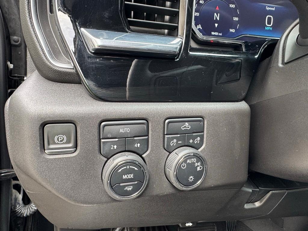 used 2024 Chevrolet Silverado 1500 car, priced at $39,995
