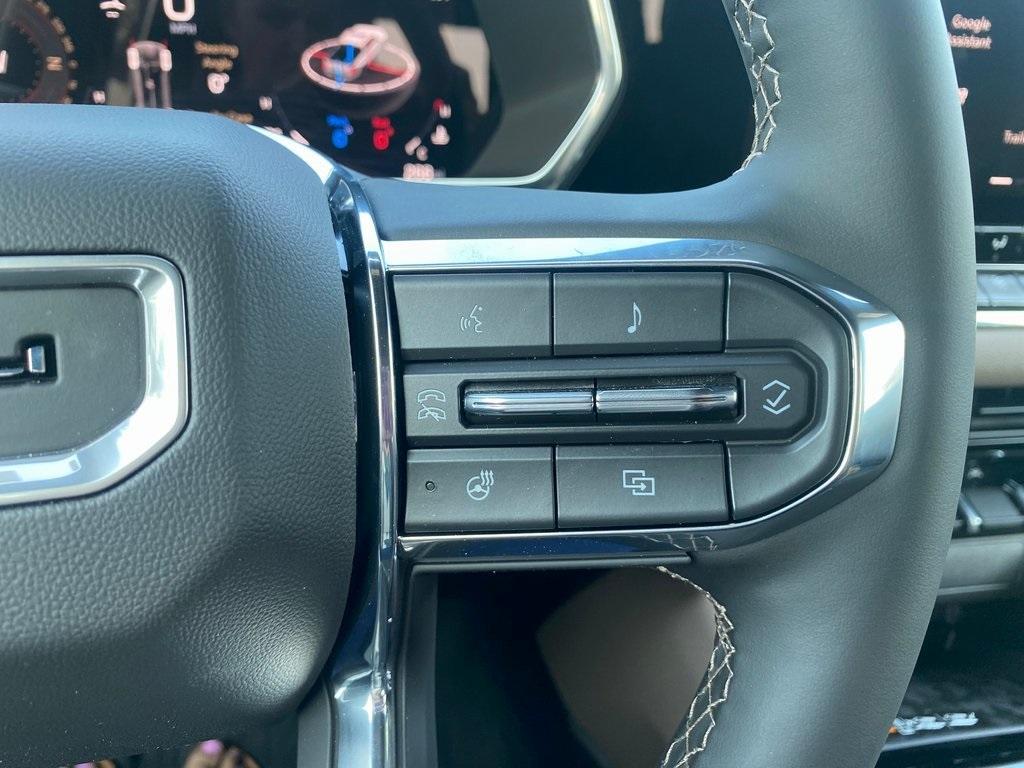 new 2025 GMC Canyon car, priced at $51,143
