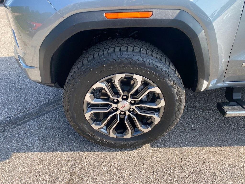 new 2025 GMC Canyon car, priced at $51,143