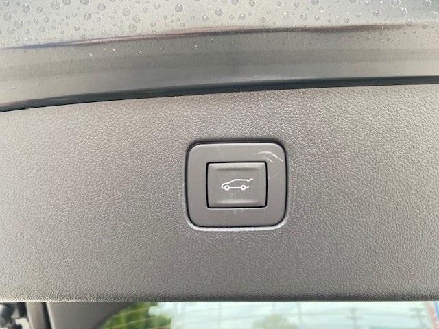 new 2025 Buick Envista car, priced at $28,391