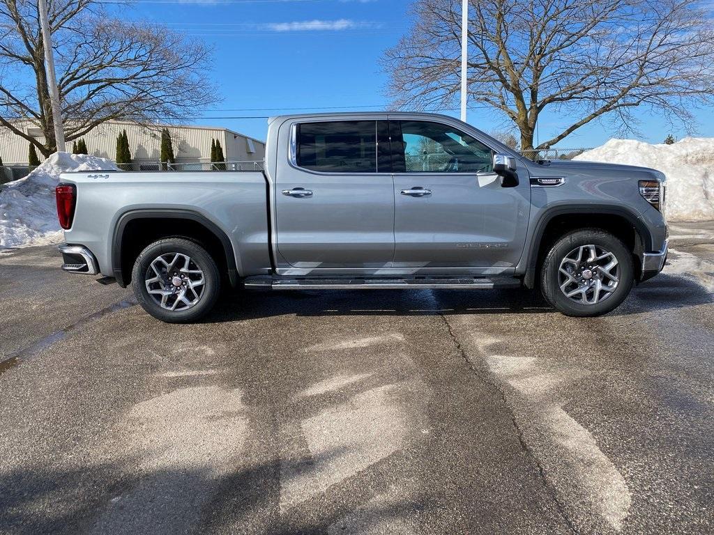 new 2025 GMC Sierra 1500 car, priced at $55,686