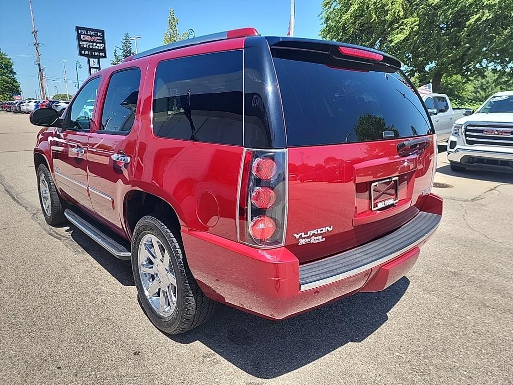 used 2013 GMC Yukon car, priced at $12,995