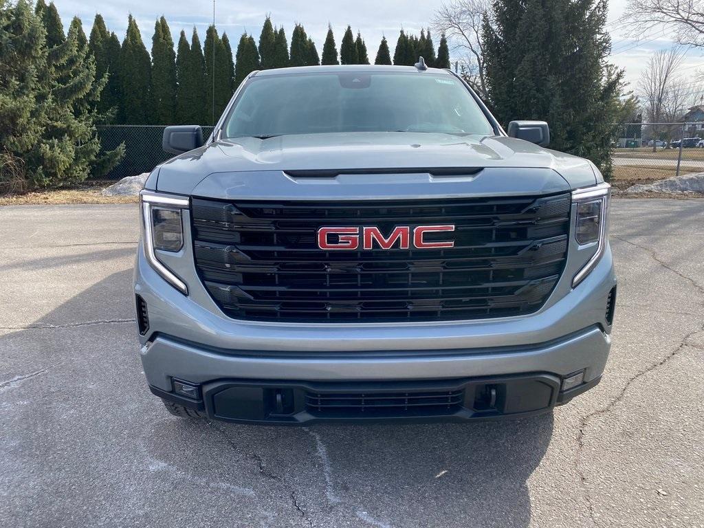 new 2025 GMC Sierra 1500 car, priced at $49,076