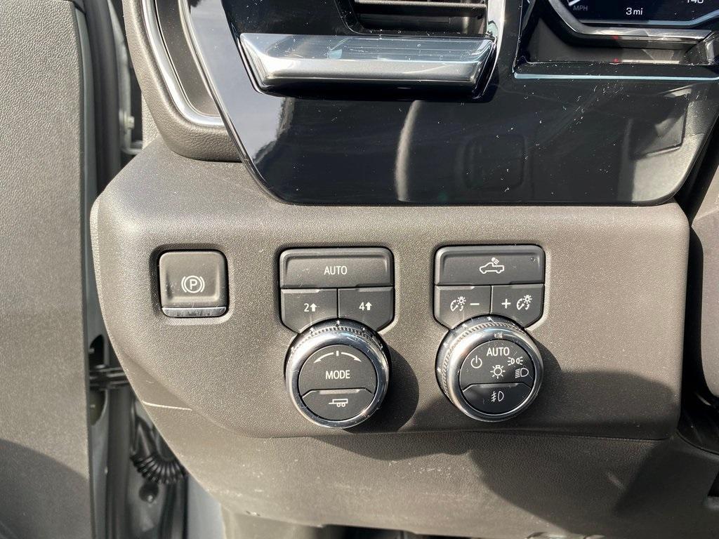 new 2025 GMC Sierra 1500 car, priced at $49,076