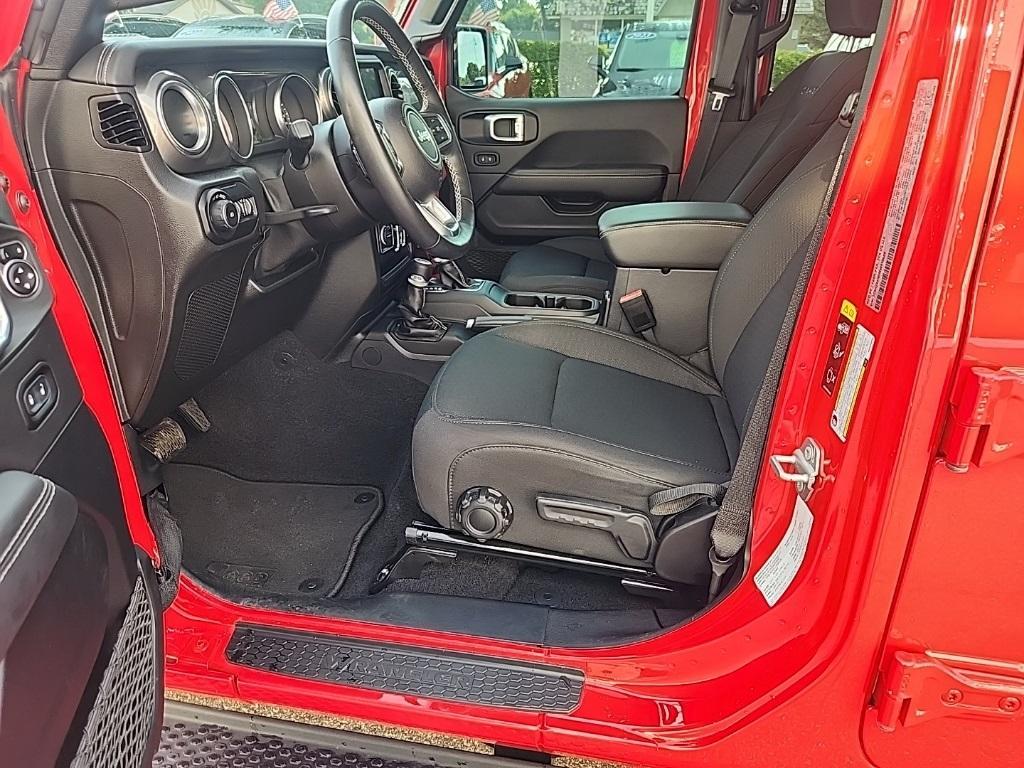 used 2021 Jeep Wrangler Unlimited car, priced at $32,995