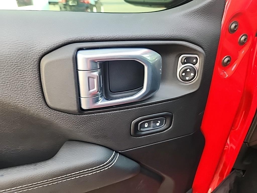 used 2021 Jeep Wrangler Unlimited car, priced at $32,995