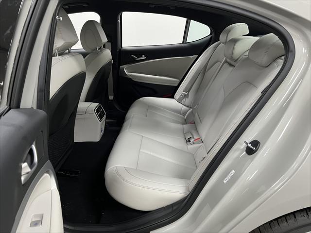 new 2025 Genesis G70 car, priced at $43,850
