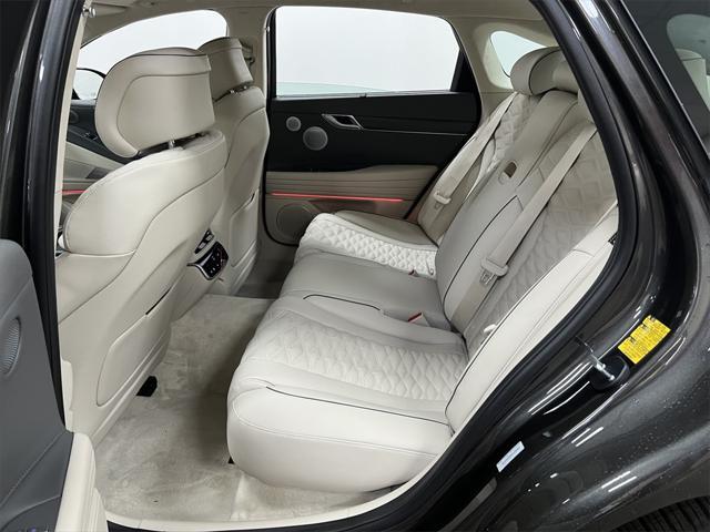 new 2025 Genesis G80 car, priced at $76,601