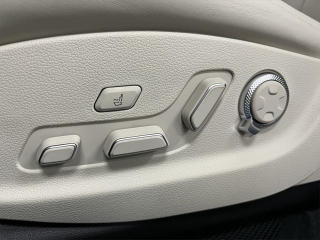 new 2025 Genesis GV80 car, priced at $79,521
