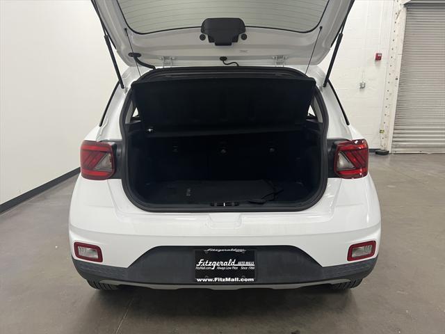 used 2022 Hyundai Venue car, priced at $17,995