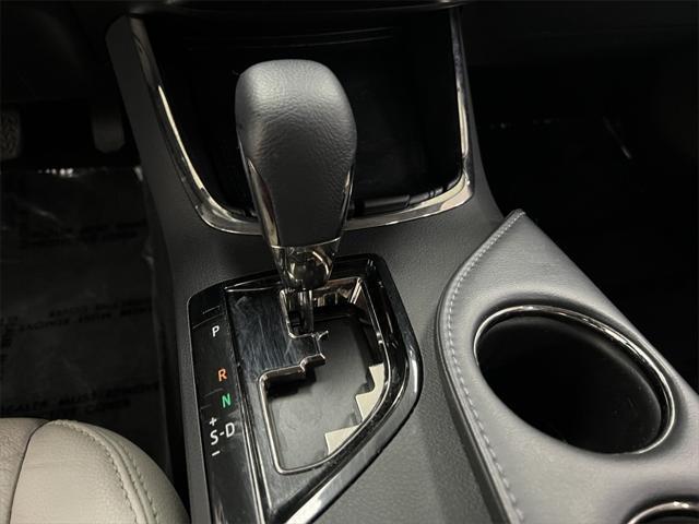 used 2016 Toyota Avalon car, priced at $17,795