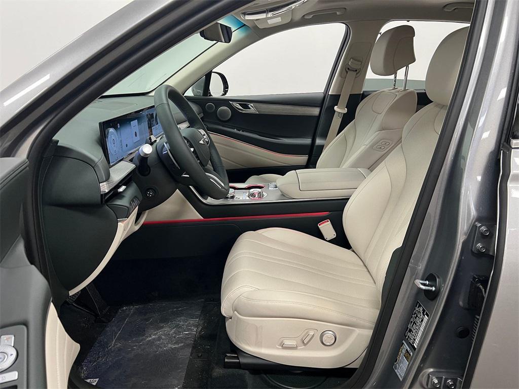new 2025 Genesis GV80 car, priced at $66,315