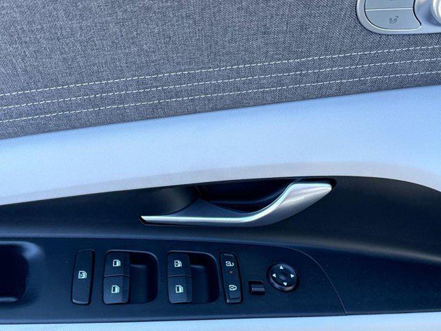 new 2025 Hyundai ELANTRA HEV car, priced at $27,420