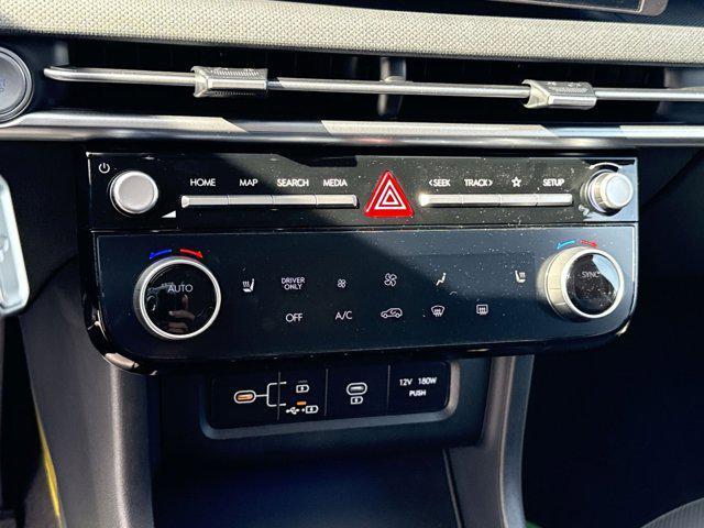 new 2025 Hyundai TUCSON Hybrid car, priced at $31,495