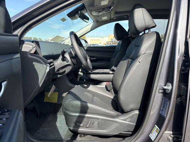 new 2025 Hyundai TUCSON Hybrid car, priced at $31,495