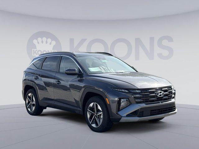 new 2025 Hyundai TUCSON Hybrid car, priced at $31,495