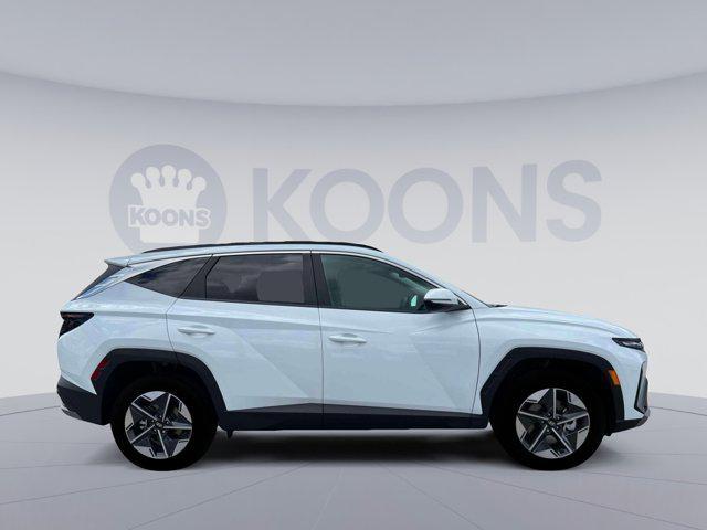 new 2025 Hyundai TUCSON Hybrid car, priced at $33,281