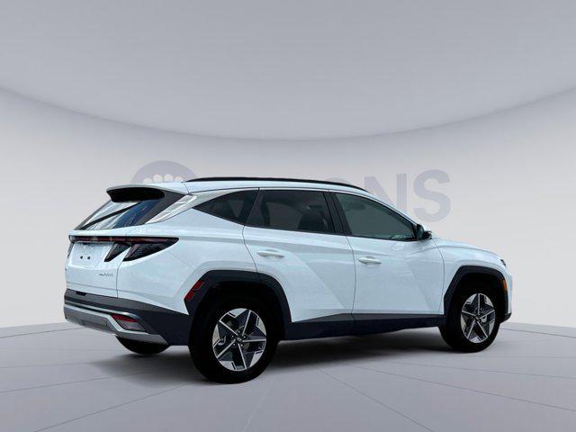 new 2025 Hyundai TUCSON Hybrid car, priced at $33,281
