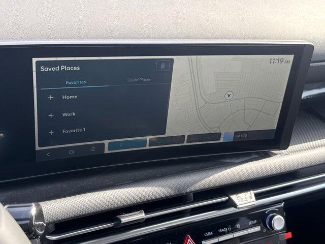 new 2025 Hyundai TUCSON Hybrid car, priced at $32,779