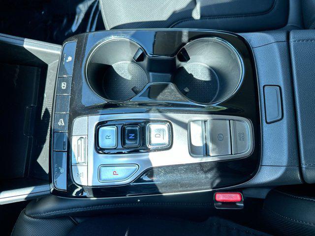 used 2024 Hyundai TUCSON Hybrid car, priced at $25,000