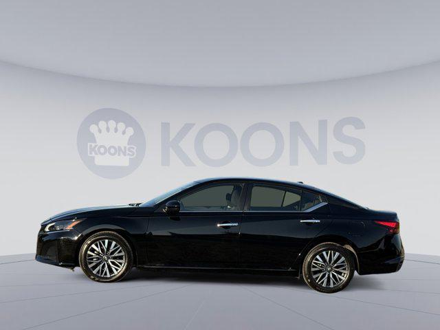 used 2023 Nissan Altima car, priced at $17,500