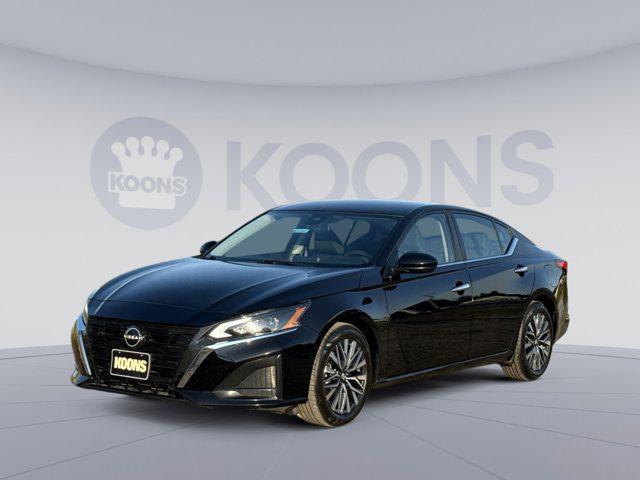used 2023 Nissan Altima car, priced at $17,500