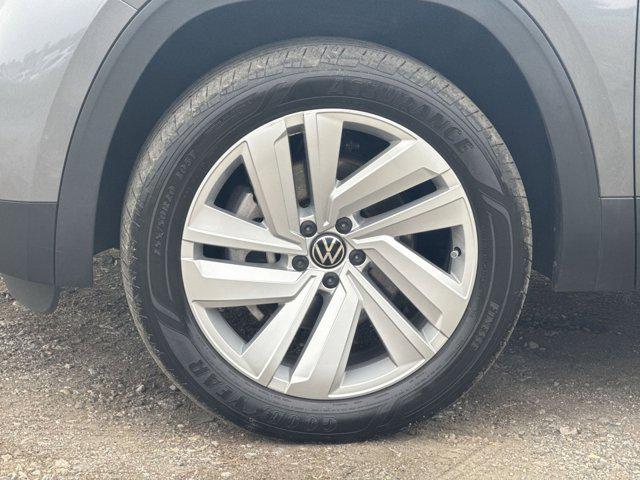 used 2022 Volkswagen Atlas Cross Sport car, priced at $27,500
