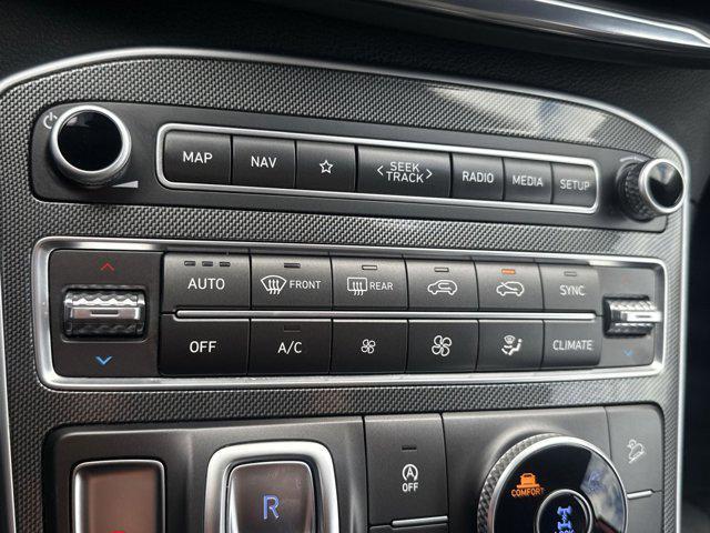 used 2023 Hyundai Santa Fe car, priced at $21,000