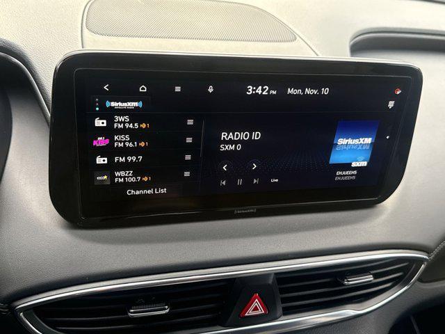 used 2023 Hyundai Santa Fe car, priced at $21,000