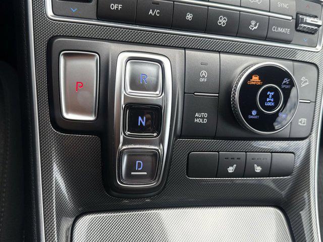 used 2023 Hyundai Santa Fe car, priced at $21,000