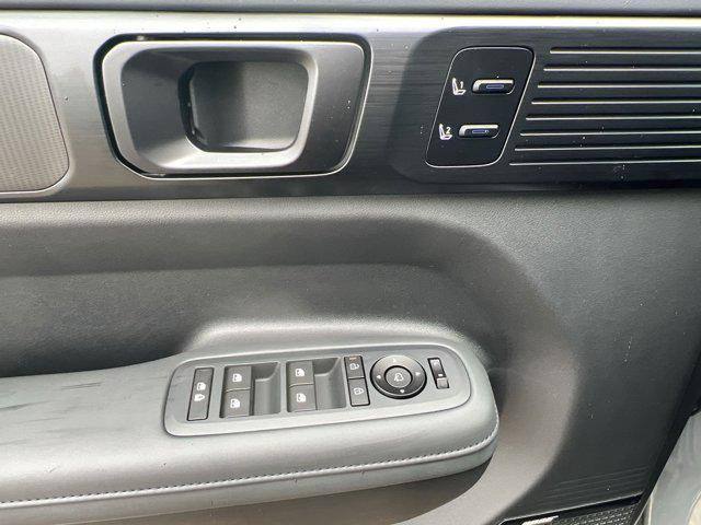 new 2026 Hyundai SANTA FE HEV car, priced at $46,556