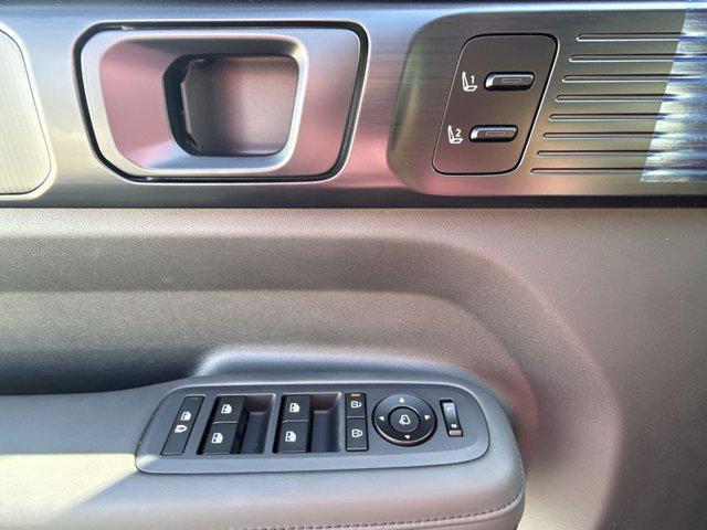 new 2026 Hyundai SANTA FE HEV car, priced at $46,497