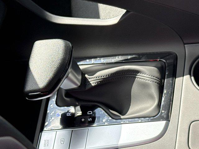 new 2025 Hyundai Elantra car, priced at $22,933
