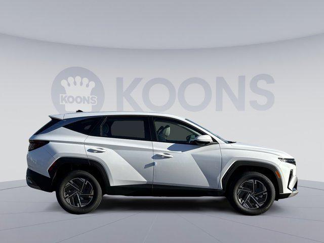 new 2026 Hyundai TUCSON Hybrid car, priced at $31,916