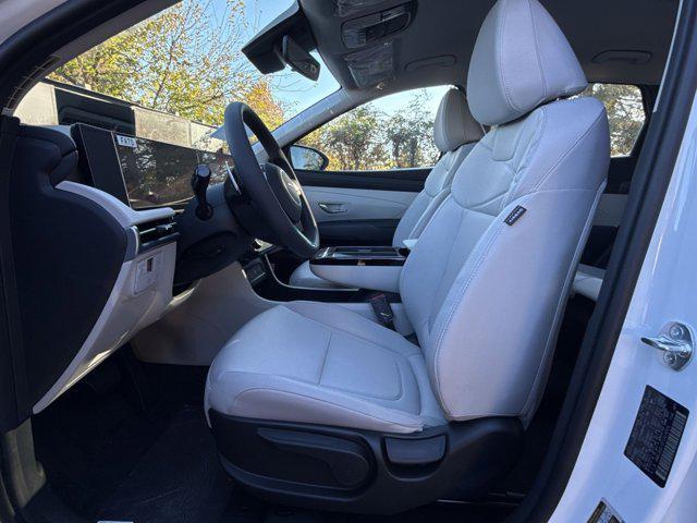 new 2026 Hyundai TUCSON Hybrid car, priced at $31,916