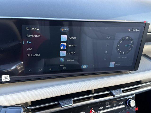 new 2026 Hyundai TUCSON Hybrid car, priced at $31,916