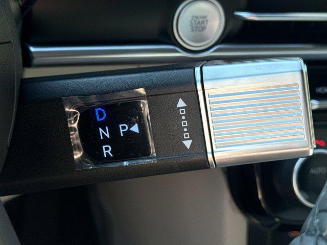 new 2026 Hyundai TUCSON Hybrid car, priced at $40,960