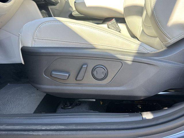 new 2026 Hyundai TUCSON Hybrid car, priced at $40,960