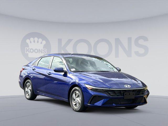 new 2025 Hyundai Elantra car, priced at $22,452