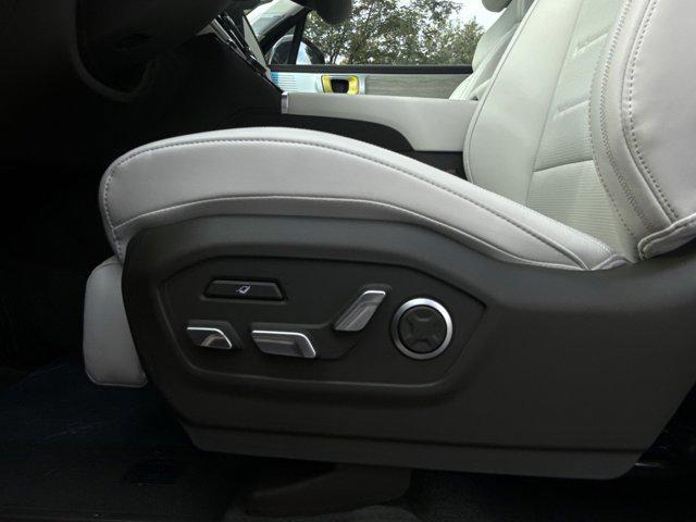 new 2025 Hyundai SANTA FE HEV car, priced at $44,370