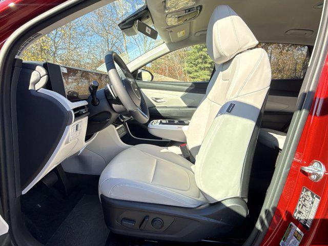 new 2026 Hyundai TUCSON Hybrid car, priced at $34,394