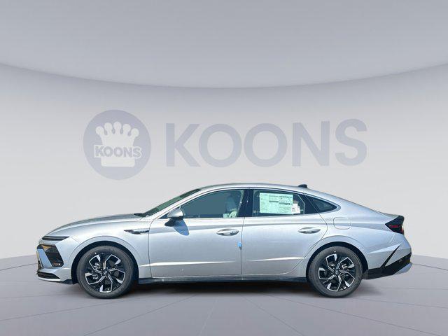 new 2025 Hyundai Sonata car, priced at $27,679