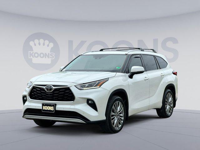 used 2021 Toyota Highlander car, priced at $30,500